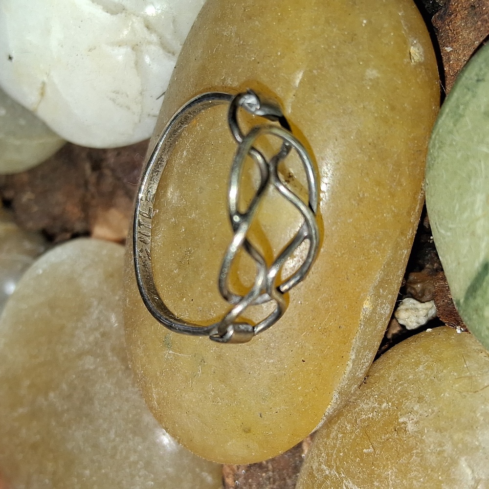 Vintage Silver Knotted Ring